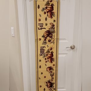 Fall table runner